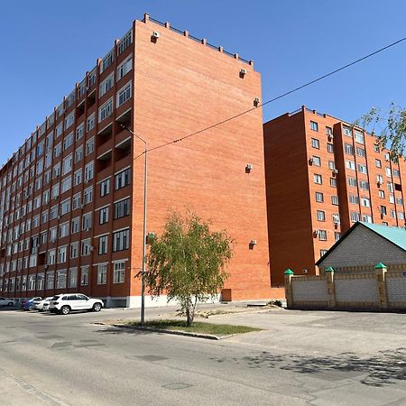 Квартира Smart В Новом Доме Παβλοντάρ Εξωτερικό φωτογραφία